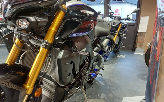 Gebrauchtmotorrad Yamaha MT-10 SP - Bild 11