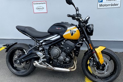 Triumph Trident 660