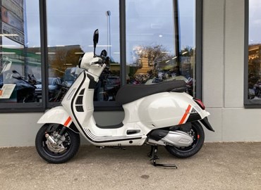 Neumotorrad Vespa GTS 300 Super Sport