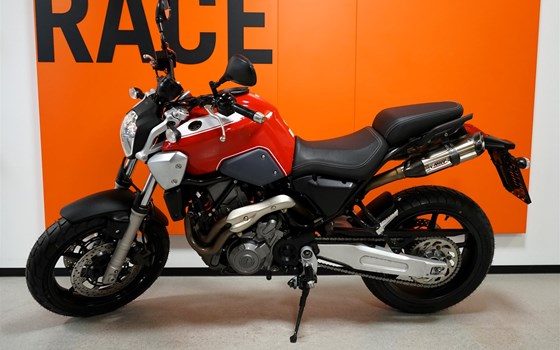 Gebrauchtmotorrad Yamaha MT-03 - Bild 4 Gebrauchtmotorrad Yamaha MT-03 - Bild 4