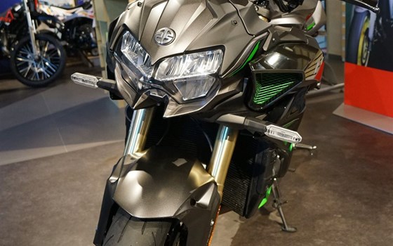 Gebrauchtmotorrad Kawasaki Z H2 SE - Bild 5 Gebrauchtmotorrad Kawasaki Z H2 SE - Bild 5