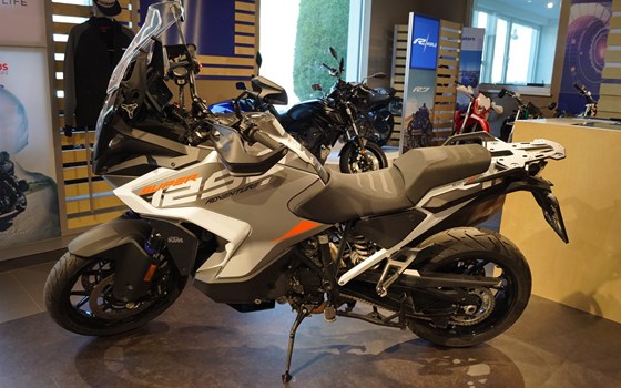 Gebrauchtmotorrad KTM 1290 Super Adventure S - Bild 5 Gebrauchtmotorrad KTM 1290 Super Adventure S - Bild 5