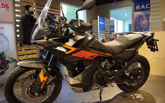 Gebrauchtmotorrad KTM 790 Adventure - Bild 4 Gebrauchtmotorrad KTM 790 Adventure - Bild 4