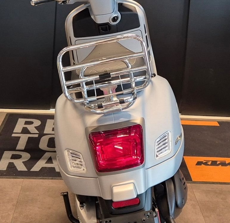 Angebot Vespa GTS 300 hpe Super Tech