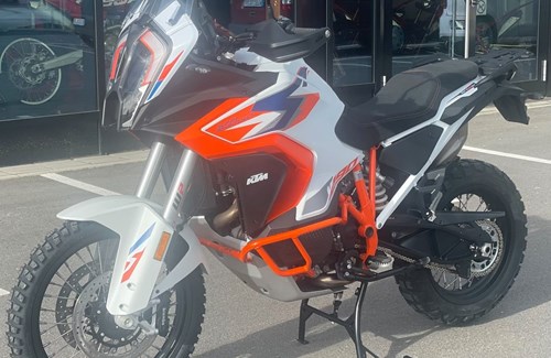 Neumotorrad KTM 1290 Super Adventure R