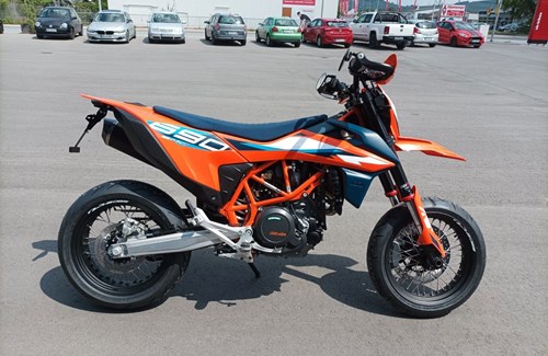 Neumotorrad KTM 690 SMC R