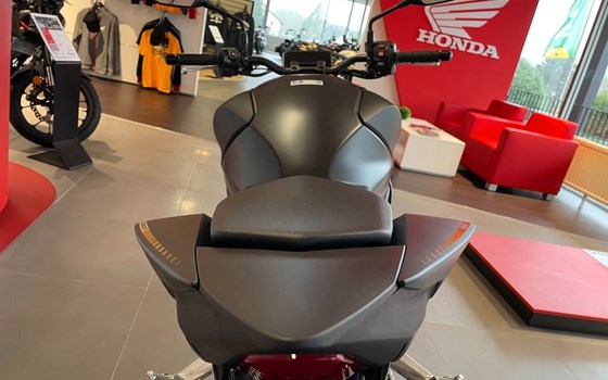 Neufahrzeug Honda CB1000 Hornet SP - Bild 8