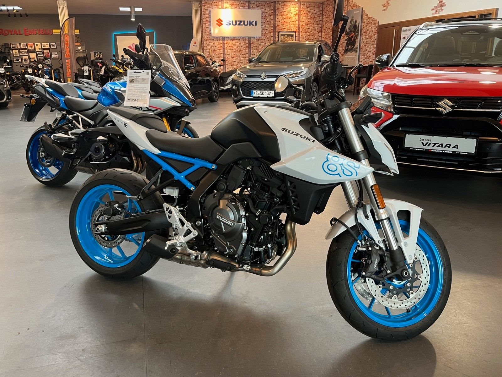 Suzuki GSX-8S