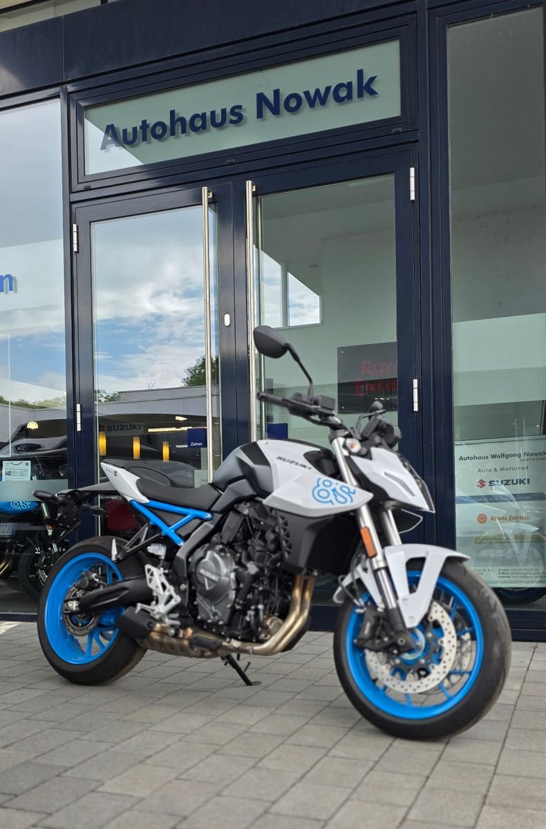 Suzuki GSX-8S