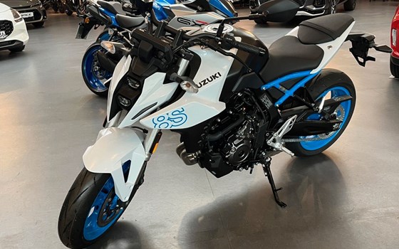 Gebrauchtmotorrad Suzuki GSX-8S - Bild 6