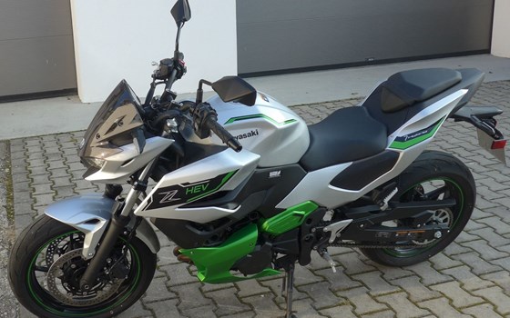 Gebrauchtmotorrad Kawasaki Z7 Hybrid - Bild 6