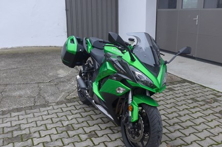 Kawasaki Ninja 1000SX