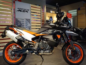 KTM 890 SMT