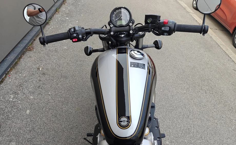 Angebot Triumph Bonneville Bobber Bild 6: Angebot Triumph Bonneville Bobber
