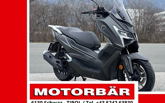 Neufahrzeug Voge SR1 125 ABS TCS - Bild 1