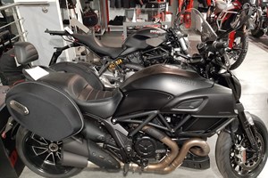 Angebot Ducati Diavel 1200 Dark