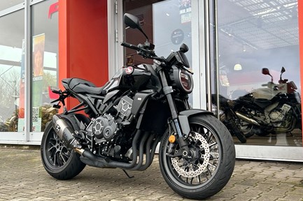 Honda CB1000R Black Edition