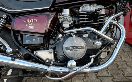 Gebrauchtmotorrad Honda CM 400 T - Bild 7