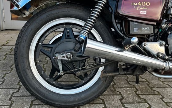 Gebrauchtmotorrad Honda CM 400 T - Bild 8