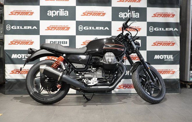 Moto Guzzi V7 Stone