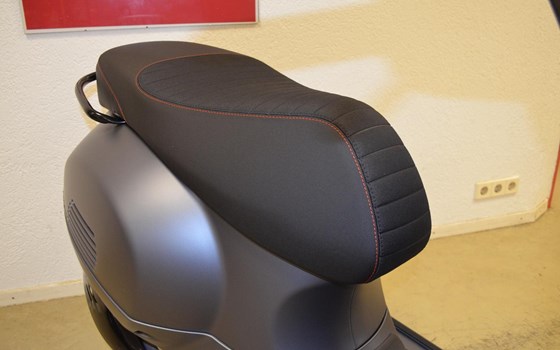 Neufahrzeug Vespa GTS 310 - Bild 14