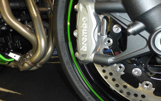 Motorrad Occasion Kawasaki Z900 SE - Bild 6