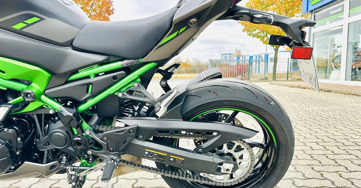 Zum Vergrößern bitte anklicken! Angebot Kawasaki Z900