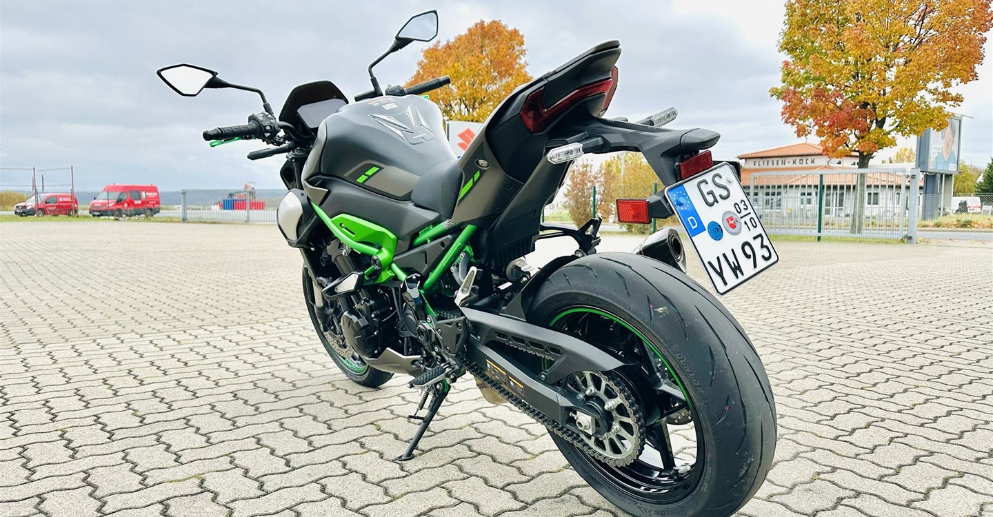 Zum Vergrößern bitte anklicken! Angebot Kawasaki Z900