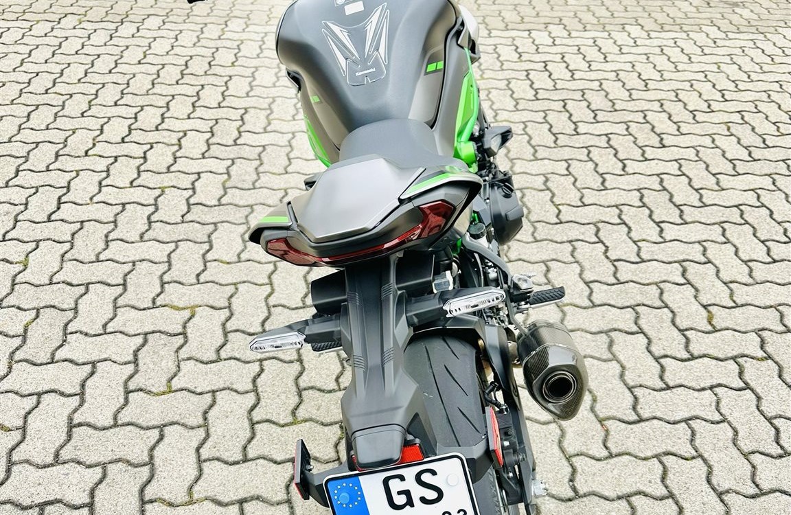 Zum Vergrößern bitte anklicken! Angebot Kawasaki Z900