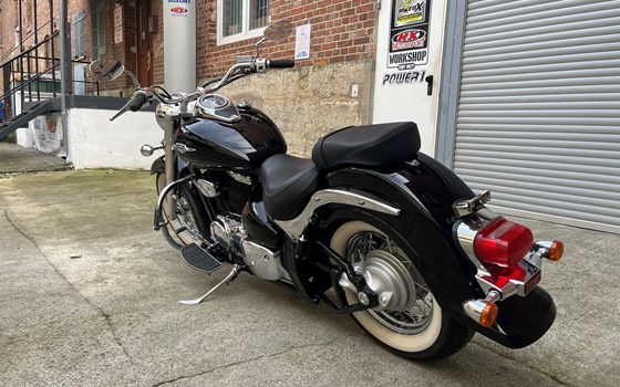 Gebrauchtmotorrad Suzuki Intruder C800 - Bild 3