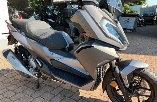 Neumotorrad Motobi DL 125 MX Cruiser