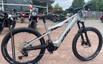 KTM Macina