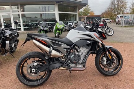 KTM 790 Duke