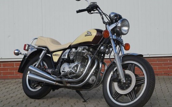 Gebrauchtmotorrad Honda CB 650 - Bild 2