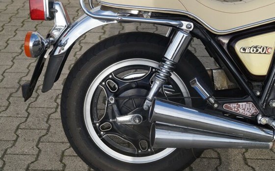 Gebrauchtmotorrad Honda CB 650 - Bild 7
