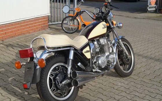 Gebrauchtmotorrad Honda CB 650 - Bild 8
