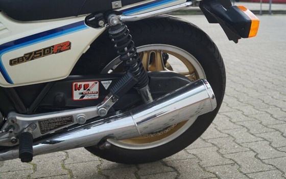 Gebrauchtmotorrad Honda CB 750 Bol d'Or - Bild 14