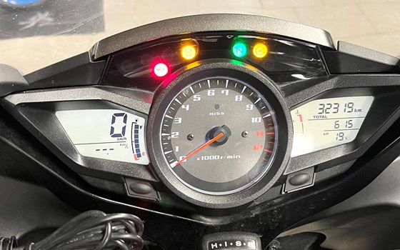 Gebrauchtmotorrad Honda VFR1200 FD - Bild 4