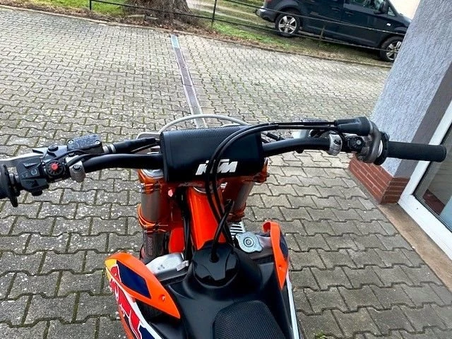 Angebot KTM 450 SX-F Bild 8: Angebot KTM 450 SX-F