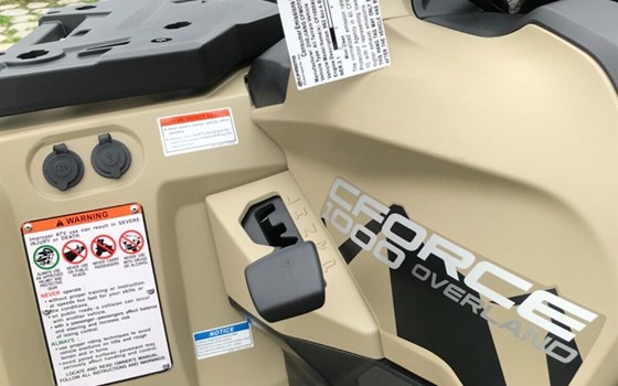 Gebrauchtmotorrad CFMOTO CFORCE 1000 L DLX Overland - Bild 9 Gebrauchtmotorrad CFMOTO CFORCE 1000 L DLX Overland - Bild 9