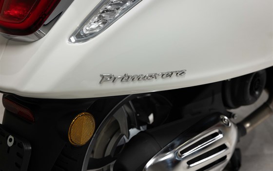 Neufahrzeug Vespa Primavera 50 4T - Bild 5