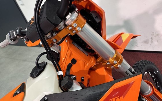 Neufahrzeug KTM 300 EXC SIX DAYS - Bild 12