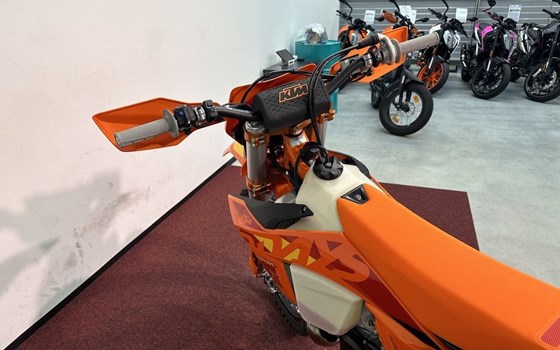 Neufahrzeug KTM 300 EXC SIX DAYS - Bild 13