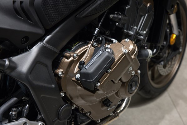 Honda CB650R E-Clutch (matt schwarz) - Bild 6