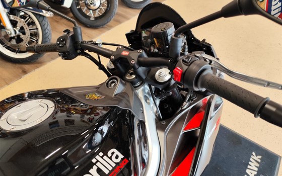 Neufahrzeug Aprilia Tuono 660 Factory - Bild 9 Neufahrzeug Aprilia Tuono 660 Factory - Bild 9