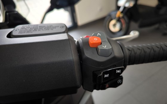 Gebrauchtmotorrad Kymco CV3 550i ABS - Bild 10