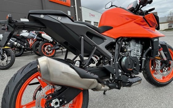 Gebrauchtmotorrad KTM 990 Duke - Bild 3