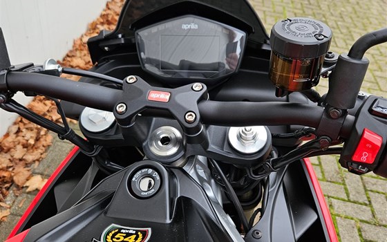 Gebrauchtmotorrad Aprilia Tuono 660 - Bild 6