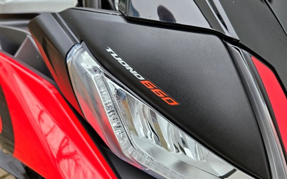 Gebrauchtmotorrad Aprilia Tuono 660 - Bild 9