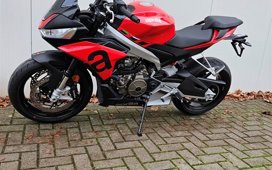 Gebrauchtmotorrad Aprilia Tuono 660 - Bild 3